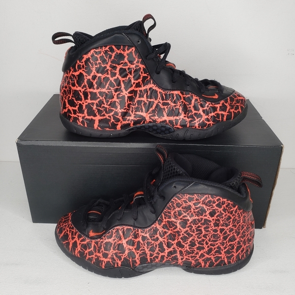 Nike Air Foamposite One Electric Green Detailed Images ...